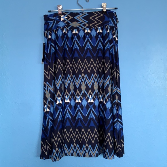 Robert Louis Blue Patterned Stretchy Midi Skirt Size Medium - Picture 2 of 5